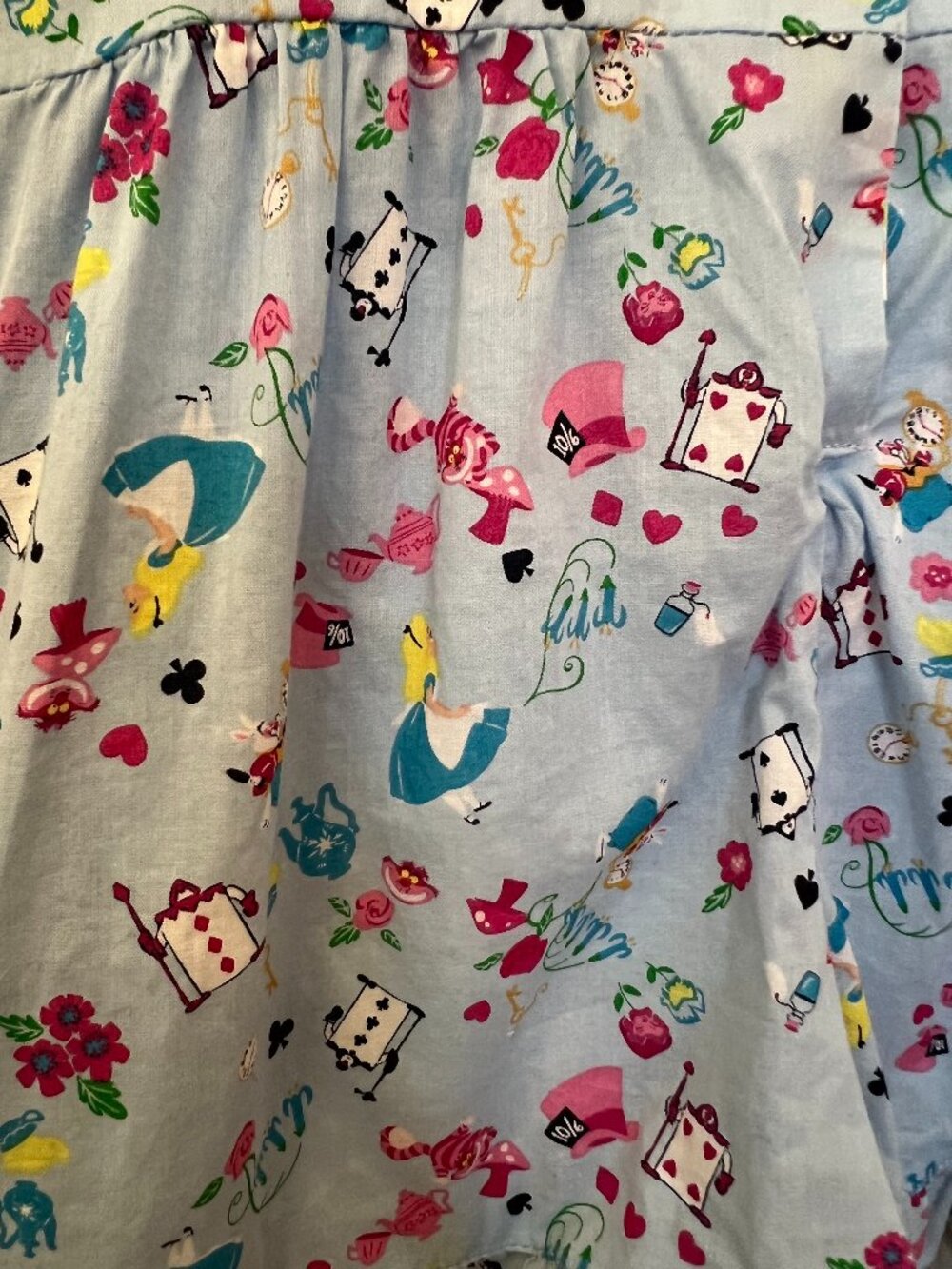 Janie and Jack x Alice in Wonderland x Disney - size 5 - Picture 9 of 9